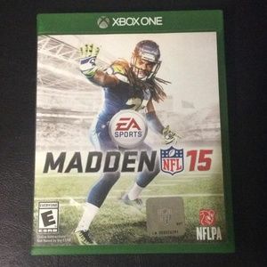 Madden 15 for Xbox One Classic NFL Game